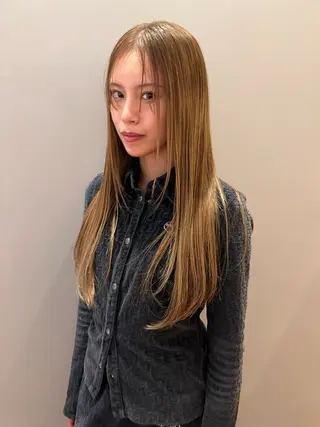 ロング note所属・💗hikaru💗 透明感カラーのヘアスタイル