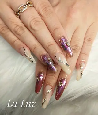 ネイル 小川 真里奈のネイルデザイン