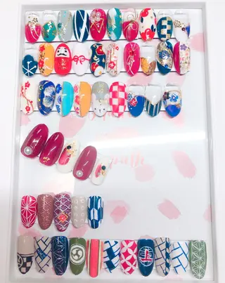 ネイル CROWN プライベートサロンのネイルデザイン