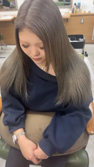 ロング Rosso獨協大学前 YUNAのヘアスタイル