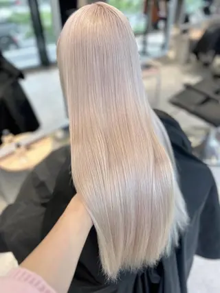 ロング 梅田/ハイトーン /yuriのヘアスタイル