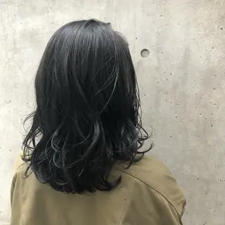 ミディアム カラー 暗髪とオリーブ🌿 渡辺拓人のヘアスタイル