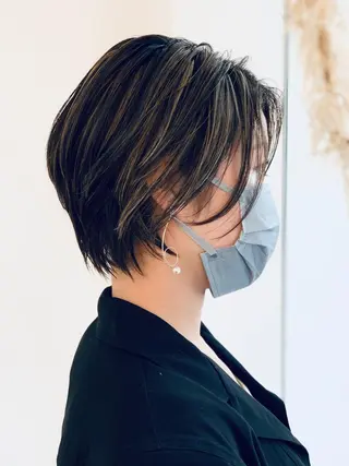 ショート カラー co-kyu コキュウのヘアスタイル