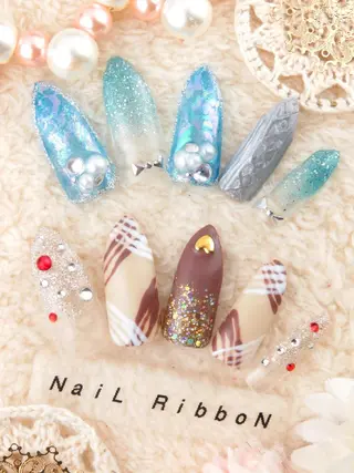 ネイル ネイルリボン 受付スタッフのネイルデザイン