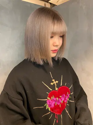 ミディアム MIYU💋💖 〈XENA渋谷本店〉のヘアスタイル