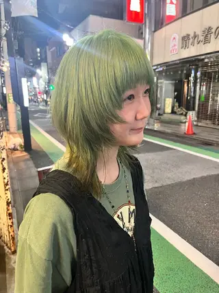 ショート カラー ハイトーンを育てる ブリーチカラー/牧原のヘアスタイル