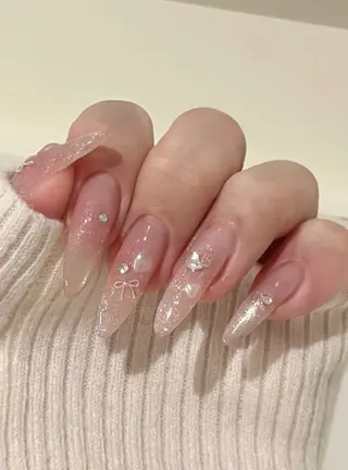 カラー AIN Nailのネイルデザイン