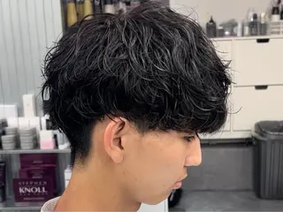 パーマ メンズ メンズ特化✨️ 韓国風パーマ🔥一八のヘアスタイル