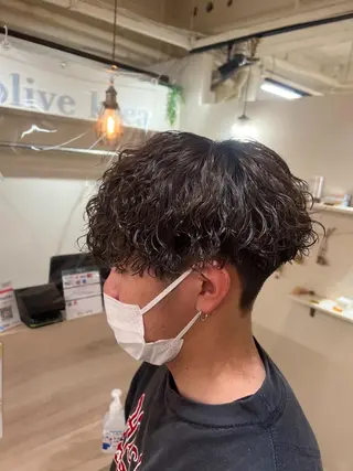 ミディアム パーマ メンズ メンズカットパーマ ✂️ JOYAのヘアスタイル