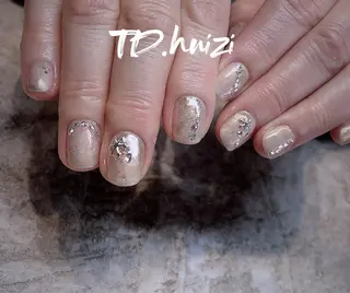 ショート めぐみのネイルサロン スタッフ練習のネイルデザイン