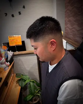 メンズ 吉田 剛のヘアスタイル