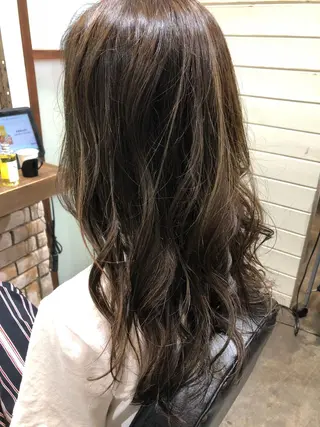 ロング カラー 山村 直哉のヘアスタイル