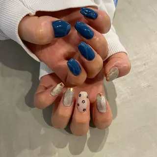 ネイル 鎌田 玲奈のネイルデザイン