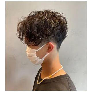 セミロング メンズ レイヤー・波巻き RYOSUKEのヘアスタイル