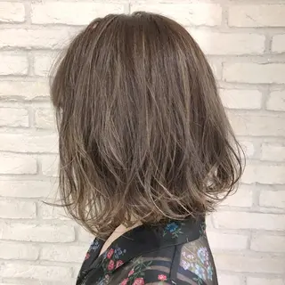 セミロング カラー HAUS 片山みほのヘアスタイル