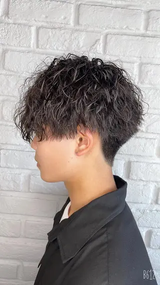 パーマ メンズ メンズカットグラデー ションカラー/ケイゴのヘアスタイル
