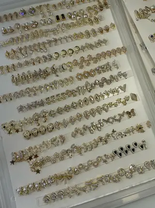 ネイル M🌷nail 長さだし専門店のネイルデザイン