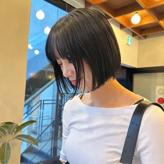 ミディアム ボブ　フレンチボブ/ レイヤー縮毛Yukiのヘアスタイル