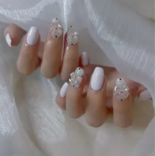ネイル MQueen ネイルサロンのネイルデザイン