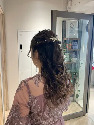 ヘアアレンジ ᴛᴏᴍᴏᴋᴀ / ᴄʜᴇʀɪのヘアスタイル