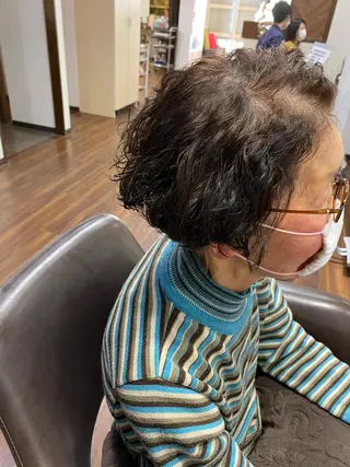 ショート パーマ ☘️お悩み解決☘️ 岡部恒輝のヘアスタイル