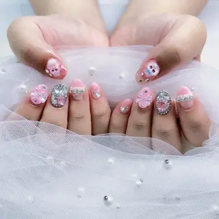 ネイル パーツ全部¥110 サロンミミのネイルデザイン