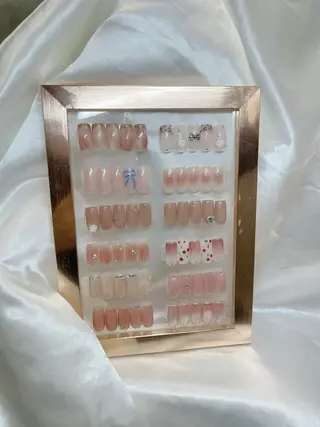 ネイル 【LILY】 ainaのネイルデザイン