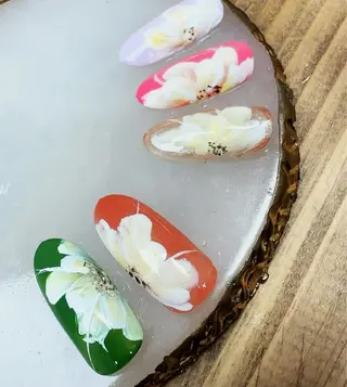 ネイル 新山 聖のネイルデザイン