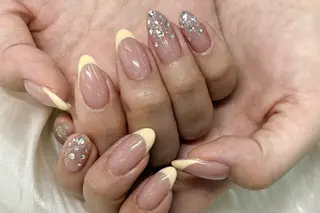 ネイル HALOネイルサロン YIYIのネイルデザイン