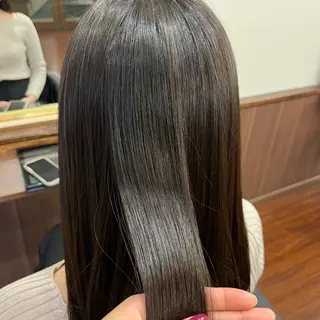 ロング 🌸栄/髪質改善専門 ayaka💇‍♀️のヘアスタイル