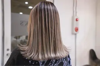 ミディアム カラー ヘアアレンジ 縮毛矯正 髪質改善寺坂雄飛💐のヘアスタイル