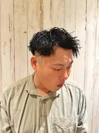 ショート パーマ メンズ 増田 祐のヘアスタイル