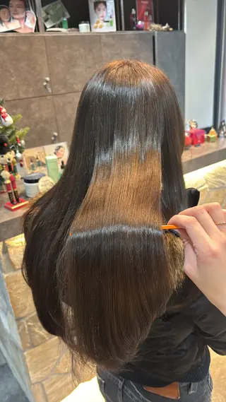 カラー レイヤー✂︎ぷつボブ 艶カラー🤍noaのヘアスタイル