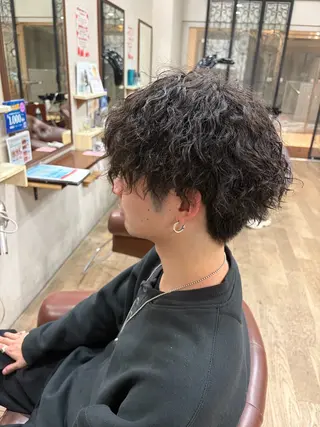 ショート パーマ メンズ 川根 彩のヘアスタイル