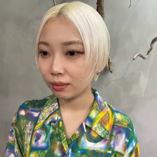 ショート カラー RorriM natsuのヘアスタイル