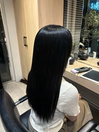 カラー 真壁 凜々子のヘアスタイル