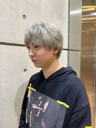 ショート カラー メンズ 透明感カラー人気 ナンバーワンMIYUのヘアスタイル