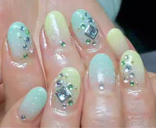 ネイル アクア ライズのネイルデザイン