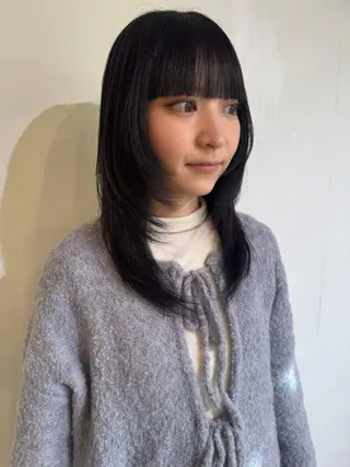 カラー ブリーチカラー🎀 韓国風/寺門美優のヘアスタイル