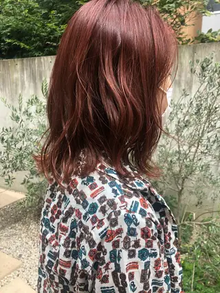 ミディアム カラー 大山 茶子のヘアスタイル