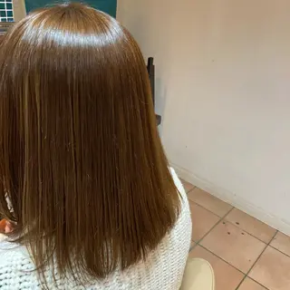 ミディアム カラー 吉田 瑛美のヘアスタイル