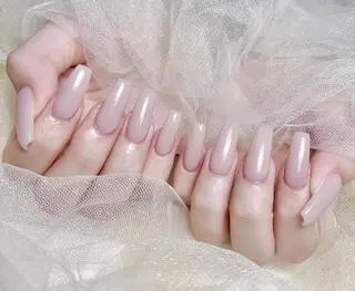 ネイル Queenie 🦋のネイルデザイン