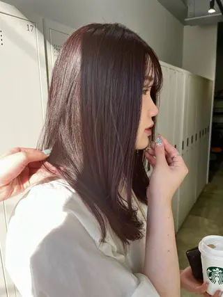 ロング 渡邊 百咲のヘアスタイル