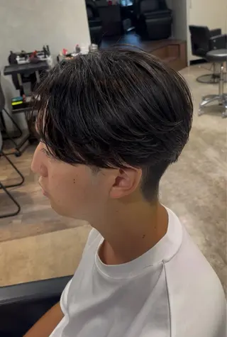 ショート パーマ、縮毛矯正特化 松本真那斗のヘアスタイル