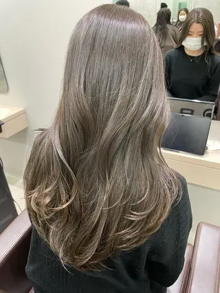 ロング カラー 藤本 夢のヘアスタイル