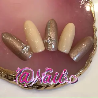 ネイル 小尾 栞のネイルデザイン