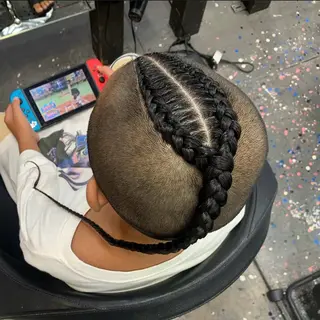 メンズ キッズ MEI/ブレイズ/ コーンロウ/茅ヶ崎のヘアスタイル