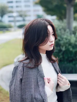 ミディアム カラー コバヤシ リョウのヘアスタイル