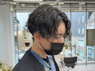 ミディアム パーマ メンズ 天神大名メンズパーマ メンズショートのヘアスタイル