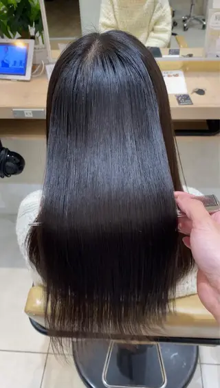 セミロング ⭐️⭐️縮毛矯正の スペシャリスト松本✨のヘアスタイル